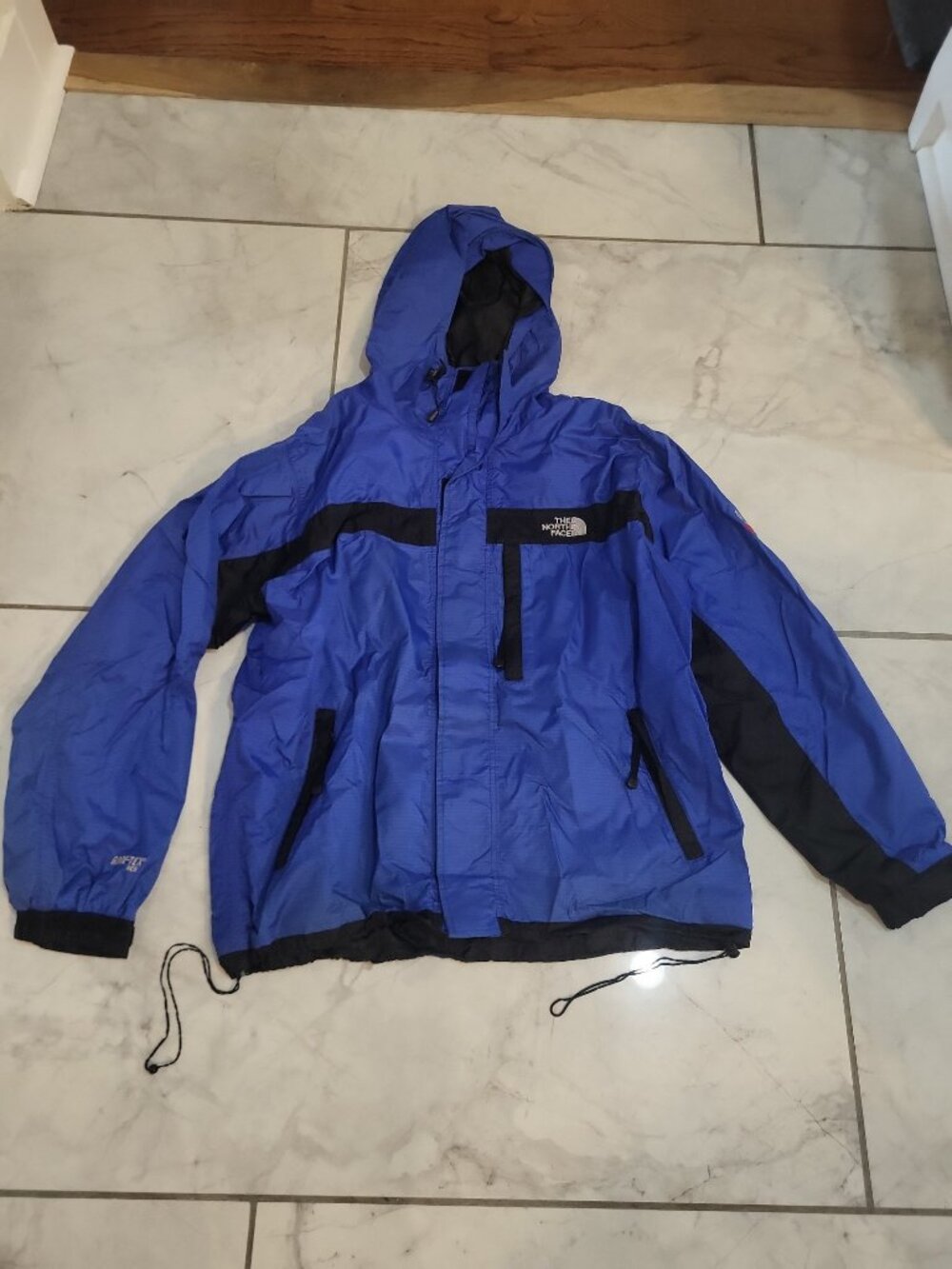The North Face Men's Summit Series Gore-Tex XCR Jacket Blue Large Waterproof